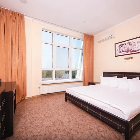 Optima Hotel 4*