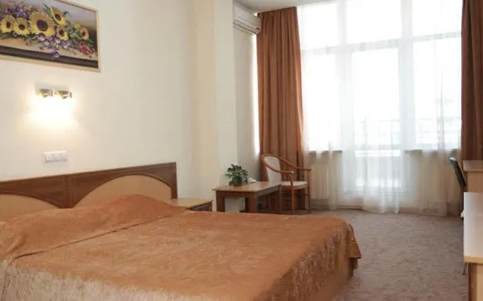 Optima Hotel 4*